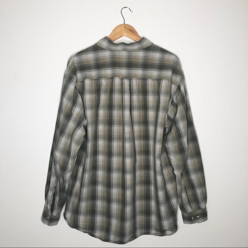 Columbia Long Sleeve Button Down Shirt Size XL - Picture 3 of 8